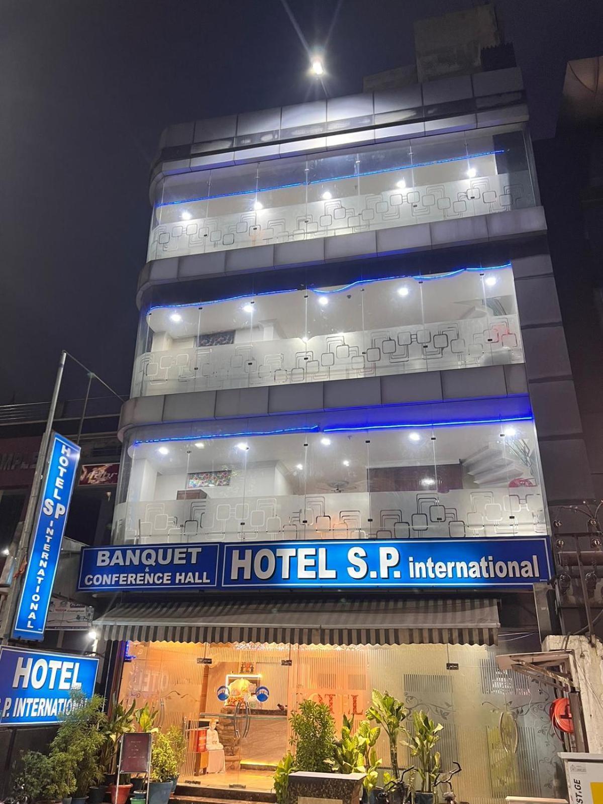 לקנאו Hotel S P International A Unit Of Mavis Group מראה חיצוני תמונה